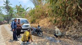 Verifikasi Lapangan Usulan Pembangunan Cor Rabat Beton Padukuhan Bendogede I melalui Kegiatan GOTRO